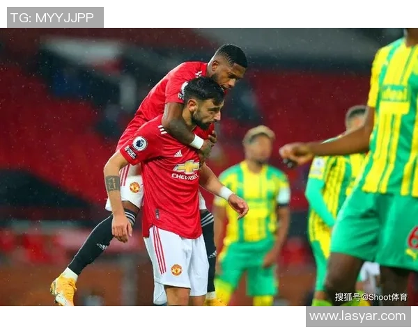 欧联杯精彩对决AC米兰以4-0大胜曼联引发全场热烈反响