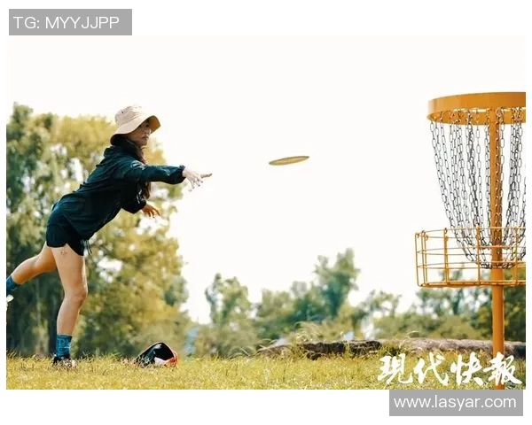 重庆飞盘队在世界攀岩锦标赛中以60分稳居积分榜首位