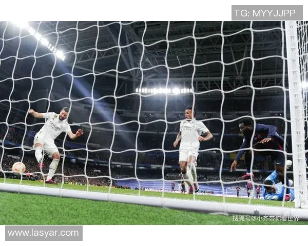 国王杯精彩对决尤文图斯逆转曼联乌龙球成关键时刻