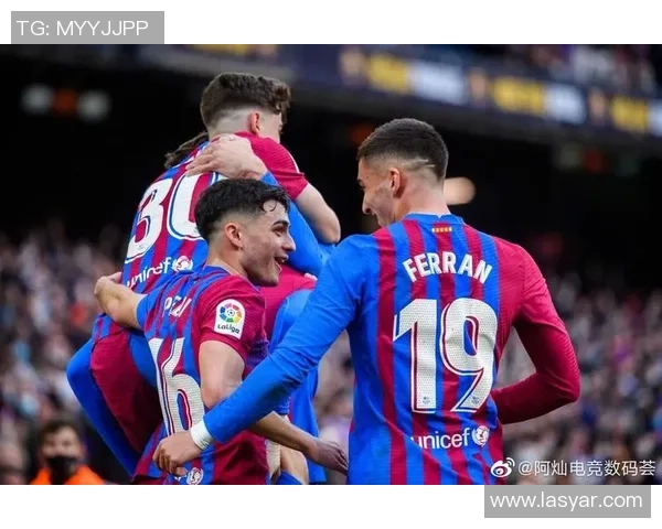 欧联杯精彩对决那不勒斯逆转里昂帽子戏法点燃全场激情