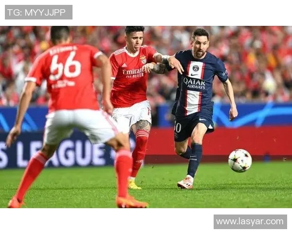 足总杯惊心动魄本菲卡逆转巴黎圣日耳曼补时绝杀引燃全场激情