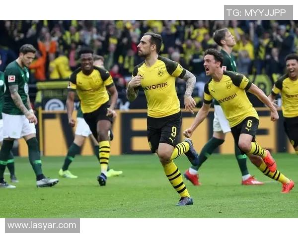 欧冠赛场惊现冷门多特蒙德大胜那不勒斯引发热议分析