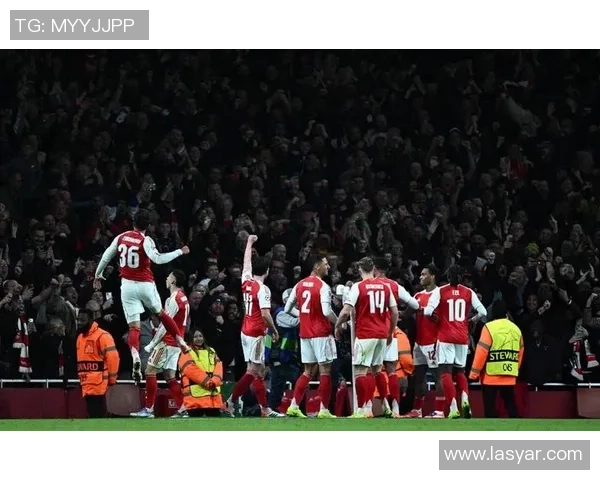 英超激战：本菲卡大胜阿森纳6-2战术解析与全场回顾