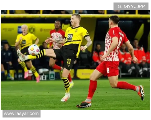 西甲精彩对决多特蒙德轻取里昂点球大战点燃全场激情